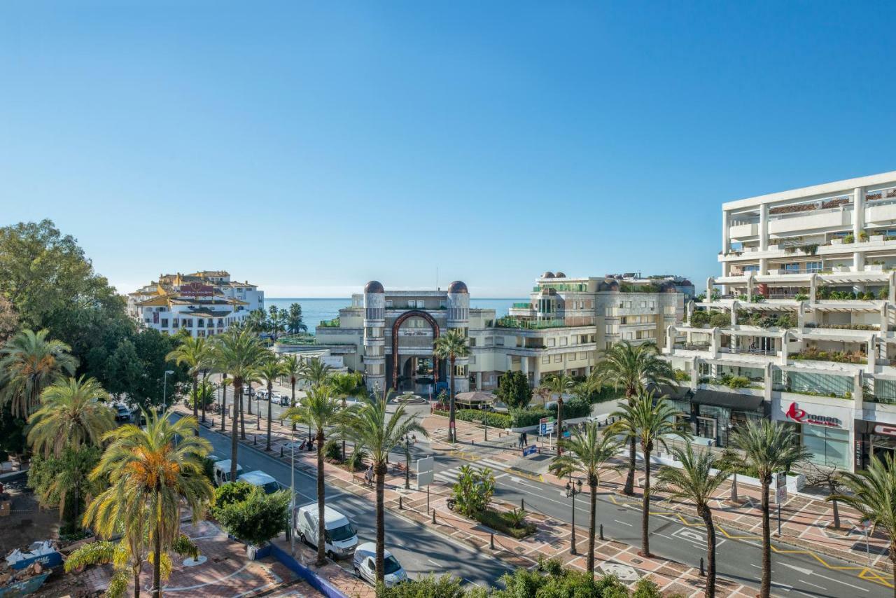 Jardines Del Puerto Apartment Marbella Exterior photo