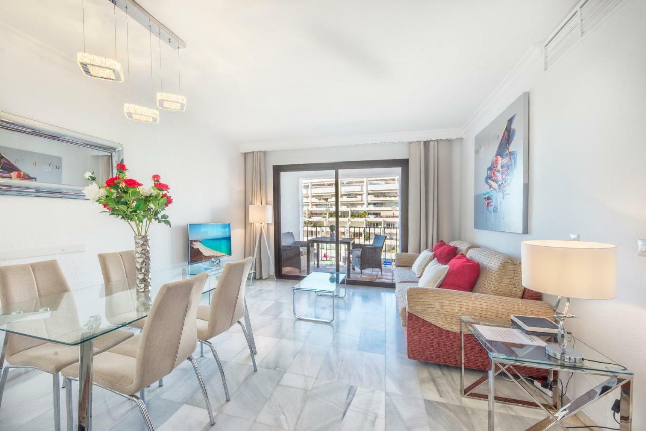 Jardines Del Puerto Apartment Marbella Exterior photo
